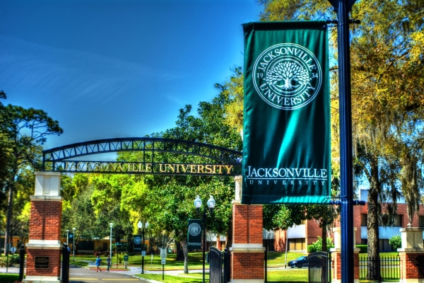 Jacksonville University - Great College Deals